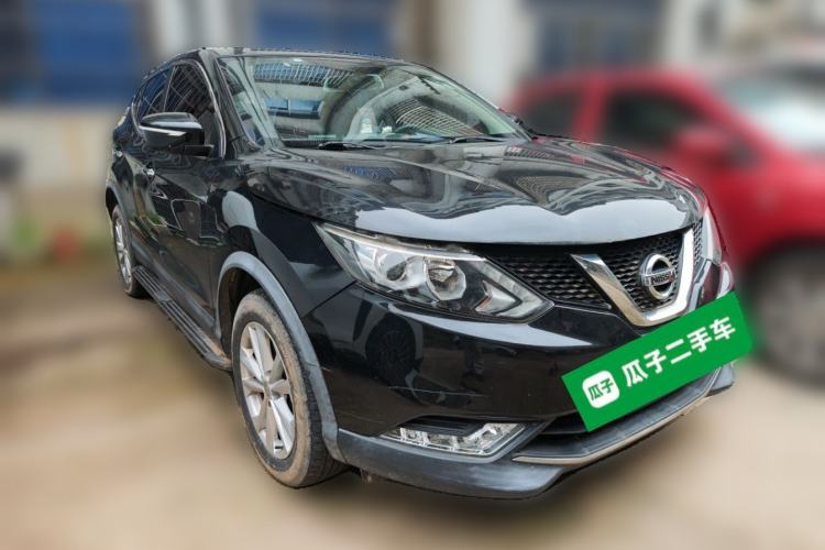 Used Nissan Qashqai 2017 2.0L CVT Elite Edition China V Standard Front Right 45 Deg