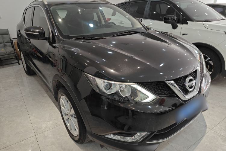 Used Nissan Qashqai 2017 2.0L CVT Elite Edition China VI Standard Front Right 45 Deg