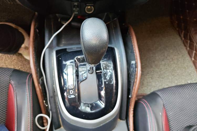 Used Nissan Qashqai 2017 2.0L CVT Smart Enjoyment Version China V Standard Gear Lever