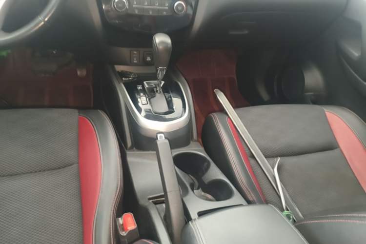 Used Nissan Qashqai 2017 2.0L CVT Luxury Edition China V Standard Gear Lever
