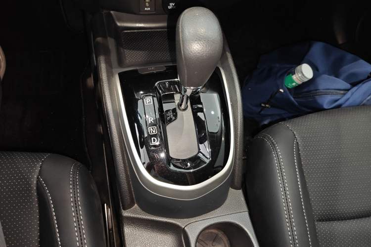 Used Nissan Qashqai 2017 2.0L CVT Elite Edition China VI Standard Gear Lever