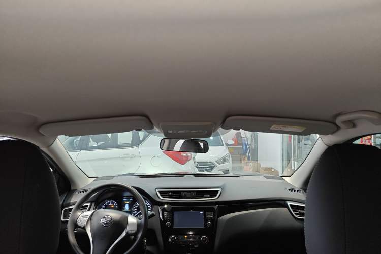 Used Nissan Qashqai 2017 2.0L CVT Elite Edition China VI Standard Headliner