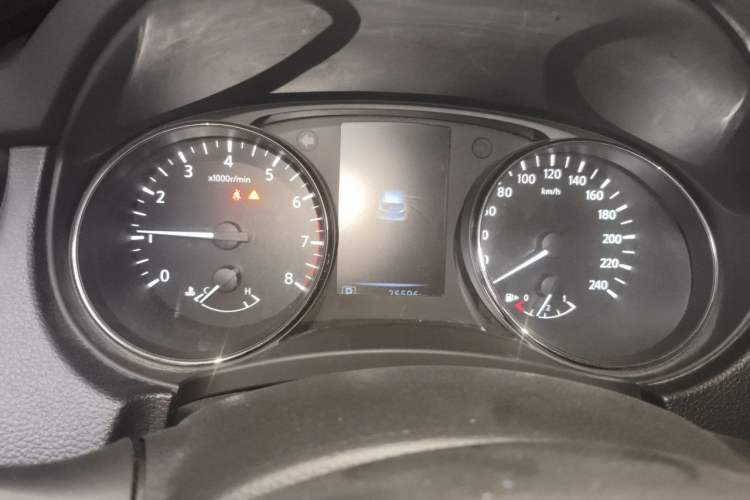 Used Nissan Qashqai 2017 2.0L CVT Smart Enjoyment Version China VI Standard Instrument Cluster