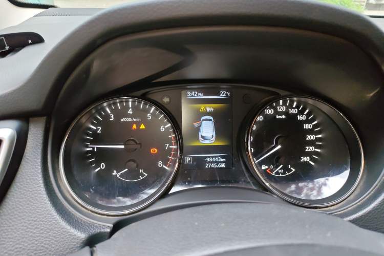 Used Nissan Qashqai 2017 2.0L CVT Smart Enjoyment Version China V Standard Instrument Cluster