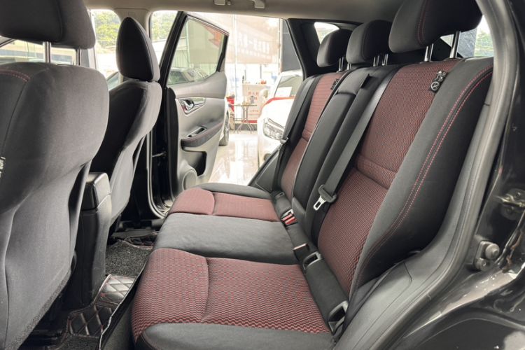 Used Nissan Qashqai 2017 2.0L CVT Elite Edition China V Standard Interior 1