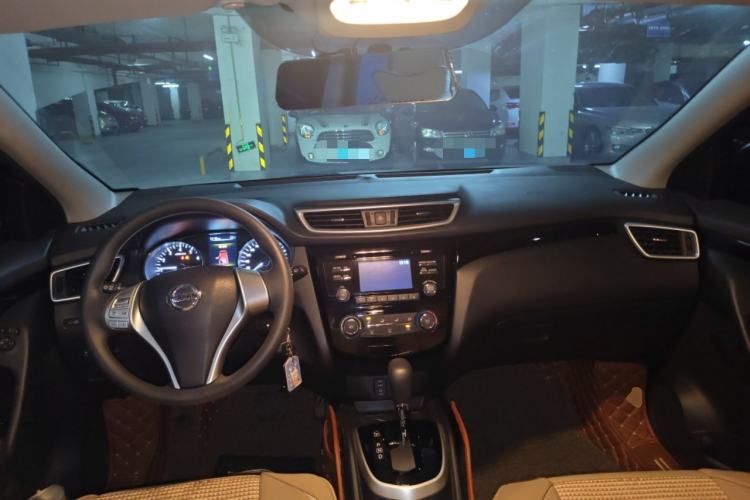 Used Nissan Qashqai 2017 2.0L CVT Elite Edition China V Standard Interior 2