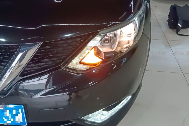 Used Nissan Qashqai 2017 2.0L CVT Smart Enjoyment Version China V Standard Left Front Headlight