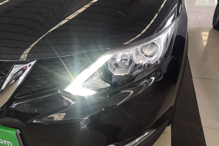Used Nissan Qashqai 2017 2.0L CVT Smart Enjoyment Version China VI Standard Left Front Headlight