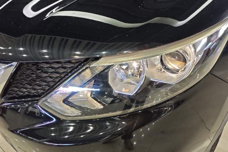 Used Nissan Qashqai 2017 2.0L CVT Smart Enjoyment Version China V Standard Left Front Headlight