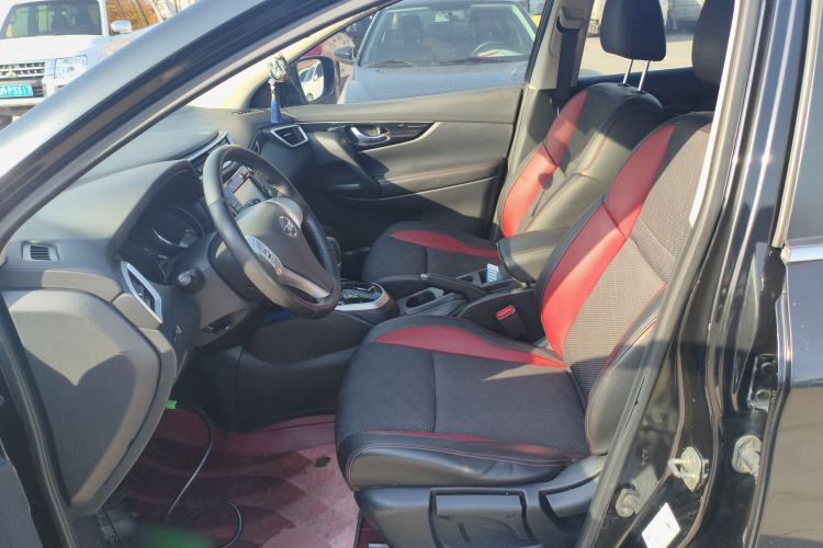 Used Nissan Qashqai 2017 2.0L CVT Luxury Edition China V Standard Left Front Seat