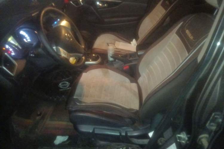Used Nissan Qashqai 2017 2.0L CVT Smart Enjoyment Version China VI Standard Left Rear Seat