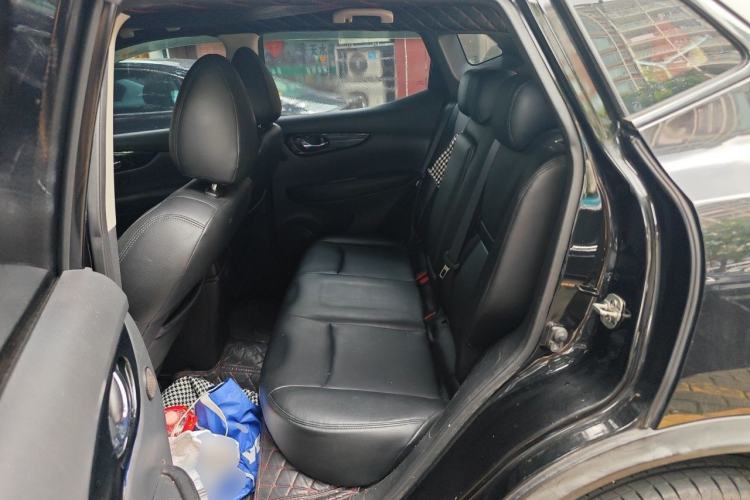 Used Nissan Qashqai 2017 2.0L CVT Elite Edition China V Standard Left Rear Seat