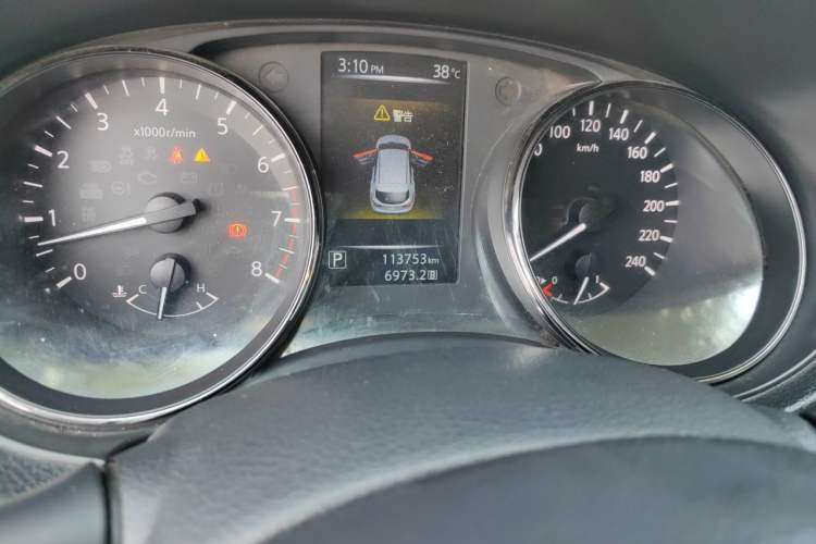 Used Nissan Qashqai 2017 2.0L CVT Smart Enjoyment Version China V Standard Odometer Close Up