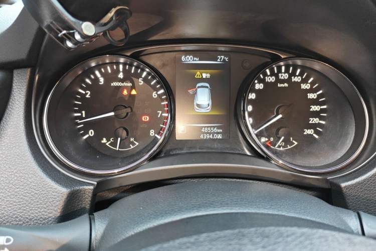 Used Nissan Qashqai 2017 2.0L CVT Smart Enjoyment Version China V Standard Odometer Close Up