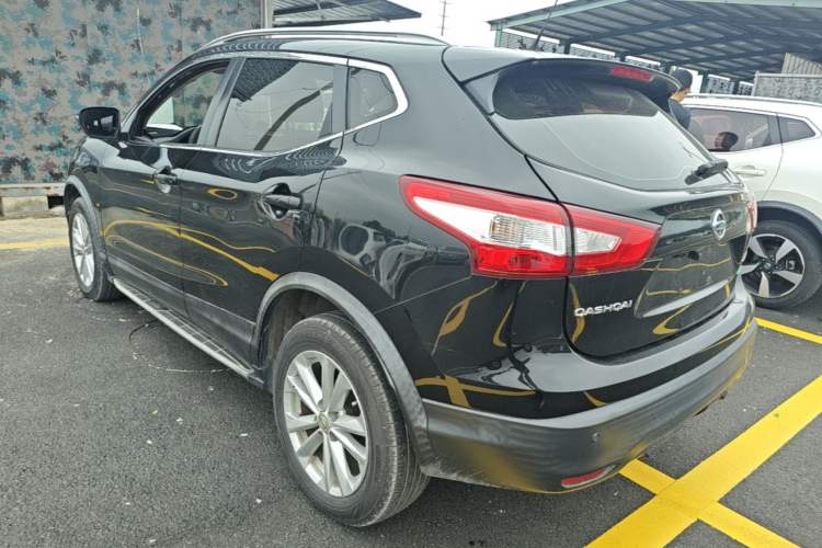 Used Nissan Qashqai 2017 2.0L CVT Elite Edition China V Standard Rear Left 45 Deg