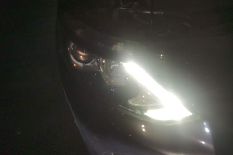 Used Nissan Qashqai 2017 2.0L CVT Flagship Edition China V Standard Right Front Headlight