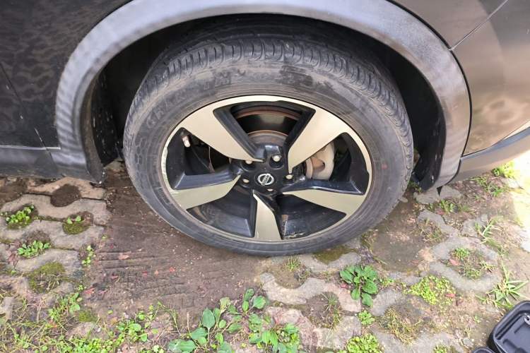 Used Nissan Qashqai 2017 2.0L CVT Smart Enjoyment Version China V Standard Right Front Wheel Hub