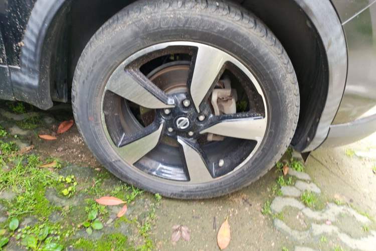 Used Nissan Qashqai 2017 2.0L CVT Smart Enjoyment Version China V Standard Right Front Wheel Hub