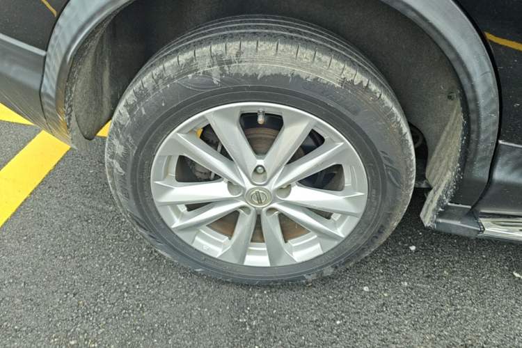 Used Nissan Qashqai 2017 2.0L CVT Elite Edition China V Standard Right Rear Wheel Hub