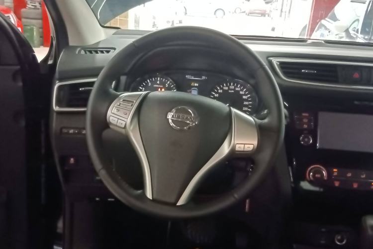 Used Nissan Qashqai 2017 2.0L CVT Smart Enjoyment Version China V Standard Steering Wheel