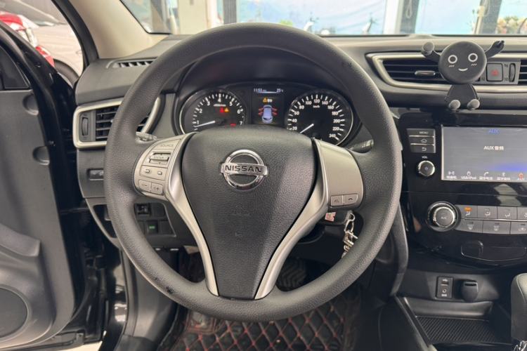 Used Nissan Qashqai 2017 2.0L CVT Elite Edition China V Standard Steering Wheel