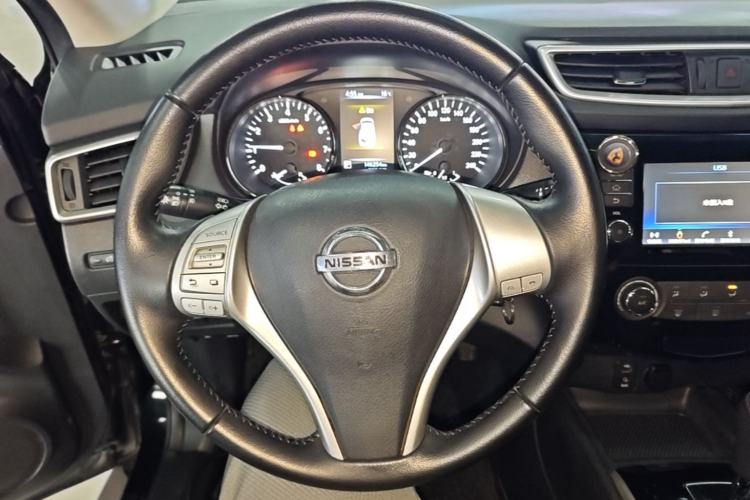 Used Nissan Qashqai 2017 2.0L CVT Smart Enjoyment Version China V Standard Steering Wheel
