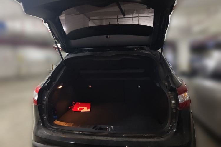 Used Nissan Qashqai 2017 2.0L CVT Elite Edition China V Standard Trunk
