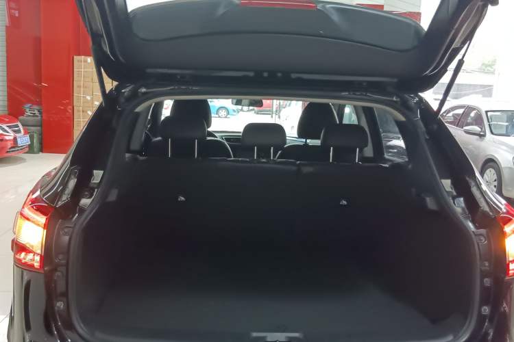 Used Nissan Qashqai 2017 2.0L CVT Smart Enjoyment Version China V Standard Trunk