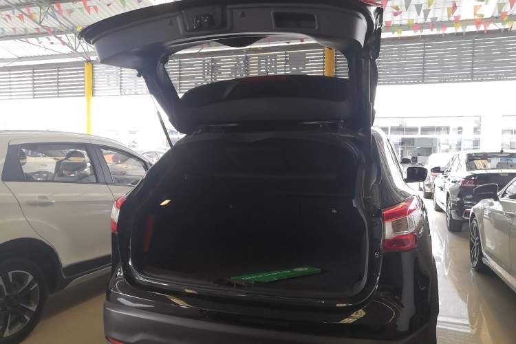 Used Nissan Qashqai 2017 2.0L CVT Smart Enjoyment Version China VI Standard Trunk