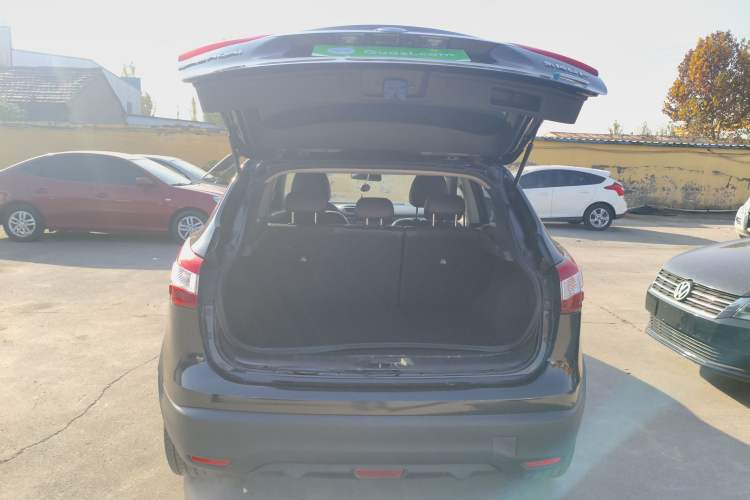 Used Nissan Qashqai 2017 2.0L CVT Luxury Edition China V Standard Trunk