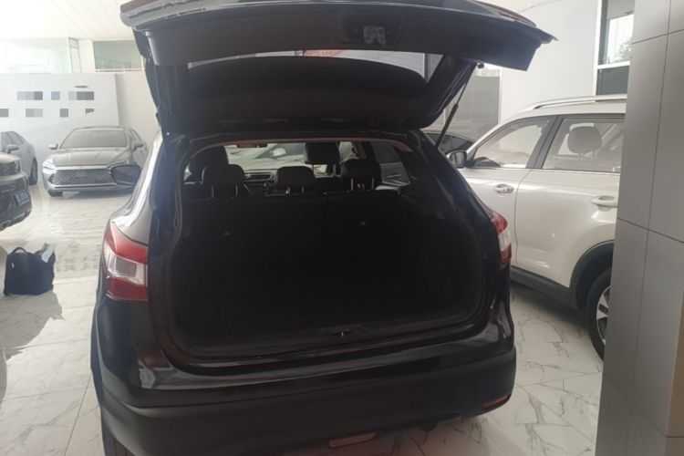 Used Nissan Qashqai 2017 2.0L CVT Luxury Edition China V Standard Trunk