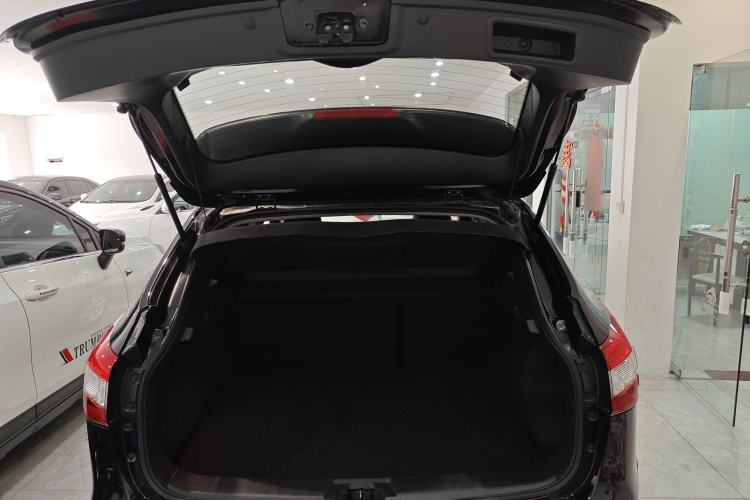 Used Nissan Qashqai 2017 2.0L CVT Elite Edition China VI Standard Trunk