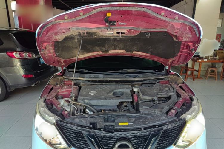 Used Nissan Qashqai 2017 2.0L CVT Smart Enjoyment Version China V Standard Engine Bay