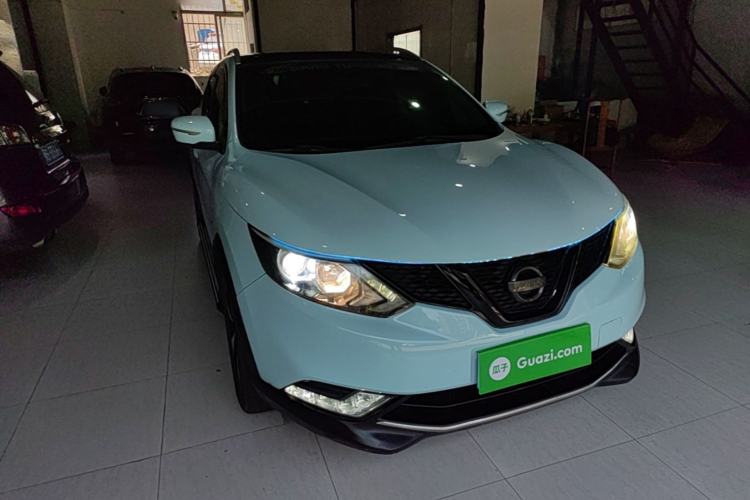 Used Nissan Qashqai 2017 2.0L CVT Smart Enjoyment Version China V Standard Front Right 45 Deg