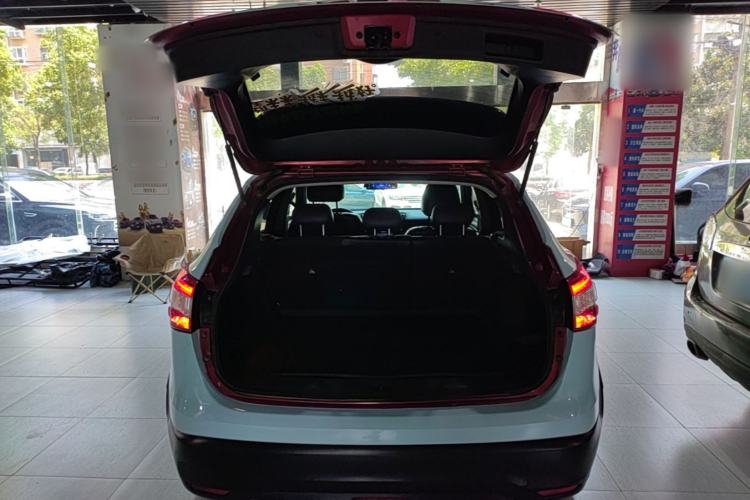 Used Nissan Qashqai 2017 2.0L CVT Smart Enjoyment Version China V Standard Trunk