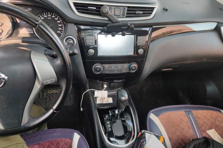 Used Nissan Qashqai 2017 2.0L CVT Luxury Edition China V Standard Audio And AC Panel