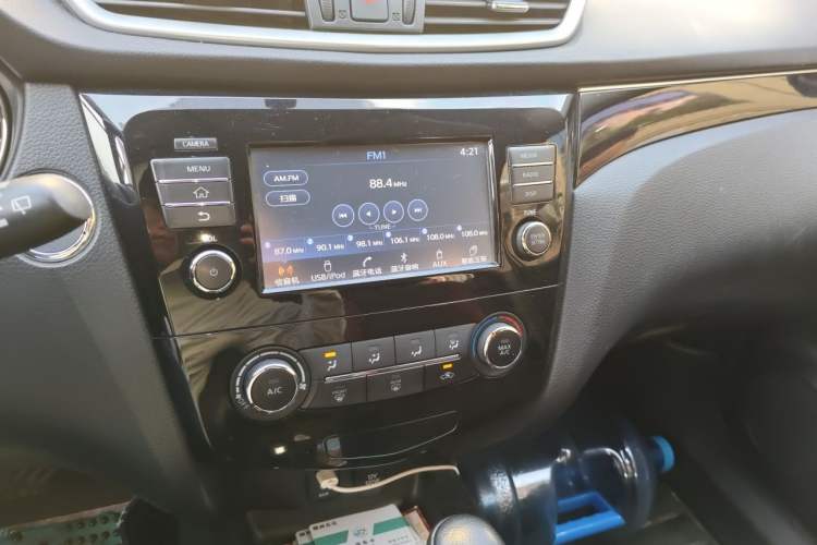 Used Nissan Qashqai 2017 2.0L CVT Luxury Edition China VI Standard Audio And AC Panel
