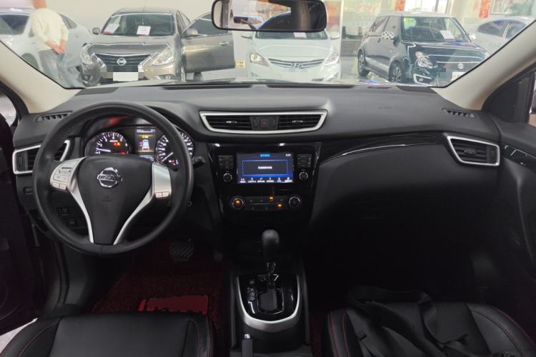 Used Nissan Qashqai 2017 2.0L CVT Elite Edition China V Standard Center Console