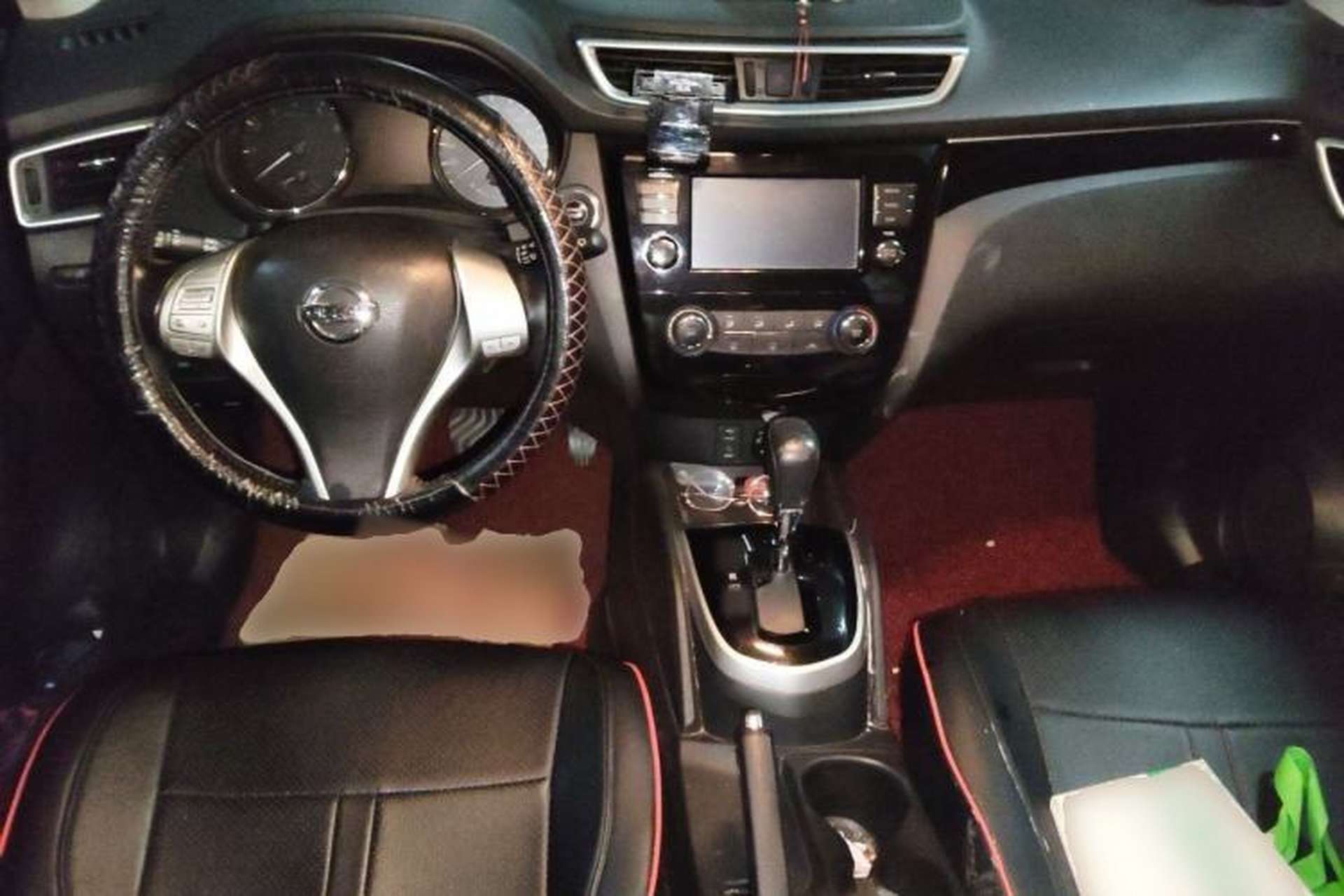 Used Nissan Qashqai 2017 2.0L CVT Luxury Edition China VI Standard Center Console