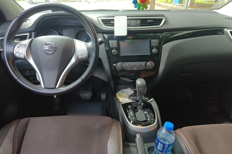 Used Nissan Qashqai 2017 2.0L CVT Smart Enjoyment Version China V Standard Center Console