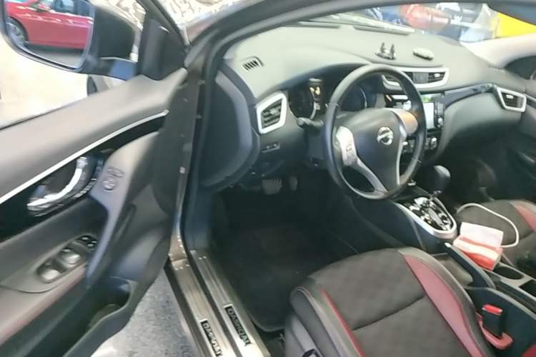 Used Nissan Qashqai 2017 2.0L CVT Luxury Edition China V Standard Driver Seat
