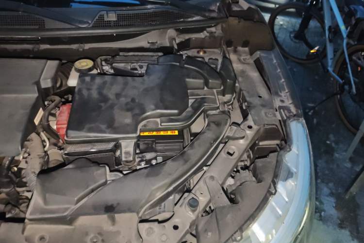Used Nissan Qashqai 2017 2.0L CVT Smart Enjoyment Version China V Standard Engine Bay Left