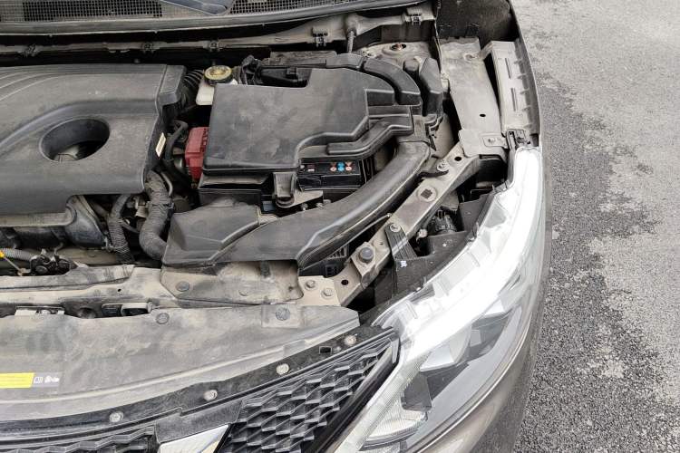 Used Nissan Qashqai 2017 2.0L CVT Smart Enjoyment Version China V Standard Engine Bay Left