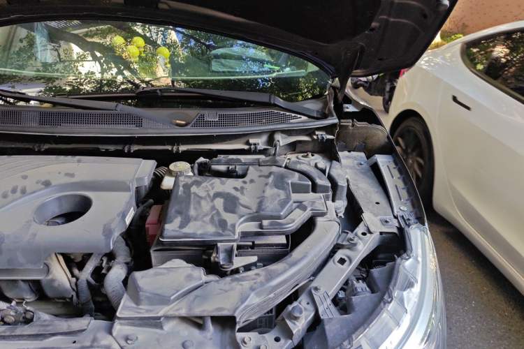 Used Nissan Qashqai 2017 2.0L CVT Smart Enjoyment Version China V Standard Engine Bay Left