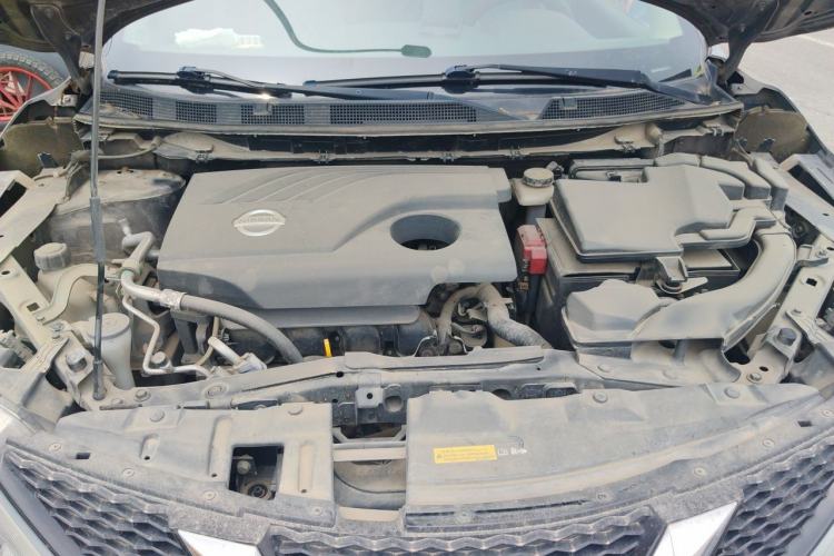 Used Nissan Qashqai 2017 2.0L CVT Smart Enjoyment Version China V Standard Engine Bay