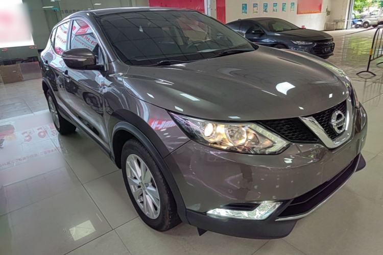Used Nissan Qashqai 2017 2.0L CVT Elite Edition China VI Standard Front Right 45 Deg