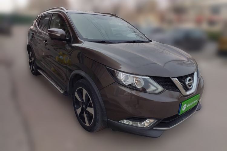 Used Nissan Qashqai 2017 2.0L CVT Luxury Edition China VI Standard Front Right 45 Deg
