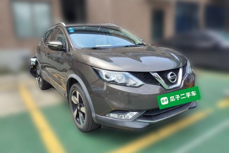 Used Nissan Qashqai 2017 2.0L CVT Smart Enjoyment Version China V Standard Front Right 45 Deg