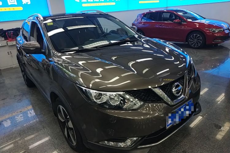 Used Nissan Qashqai 2017 2.0L CVT Luxury Edition China V Standard Front Right 45 Deg