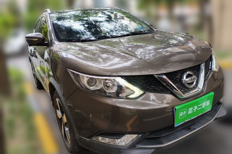 Used Nissan Qashqai 2017 2.0L CVT Luxury Edition China V Standard Front Right 45 Deg